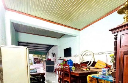 NHÀ MẶT TIỀN ĐƯỜNG NHỰA HUỲNH THỊ MÀI - GẦN CHỢ NHỎ TÂN HIỆP - VỪA Ở VỪA KINH DOANH. Chỉ 3,25 tỷ.